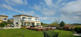  Maison  vendre 7 pices 190 m