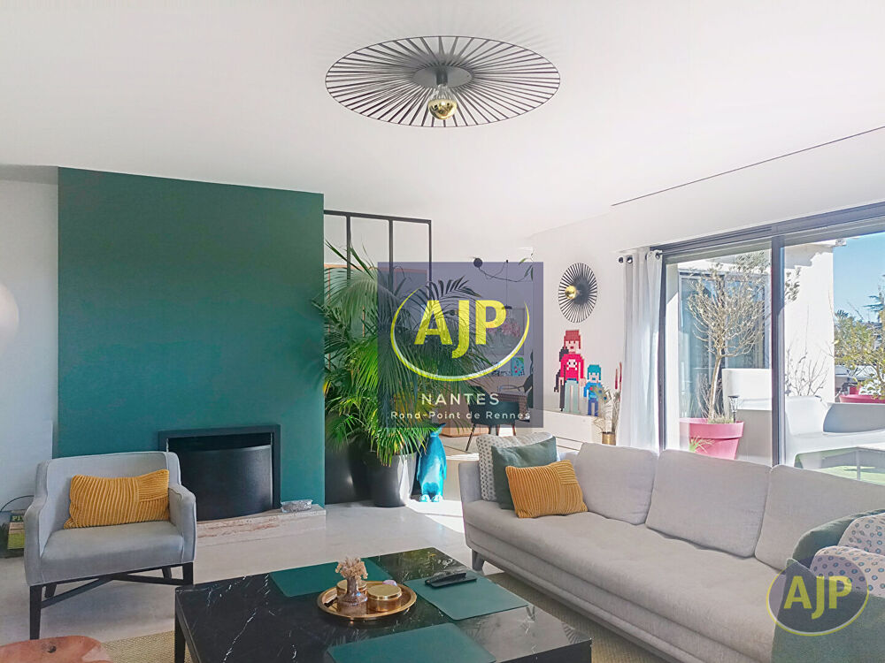 Vente Appartement T5 dernier étage + terrasse 90 m² Nantes