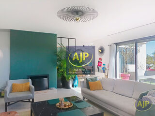  Appartement à vendre 5 pièces 131 m²