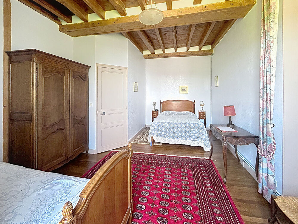 Maison Mailly La Ville 10 pièce(s) 232 m2