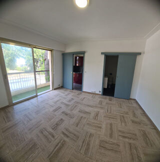  Appartement � louer 1 pi�ce 27 m�