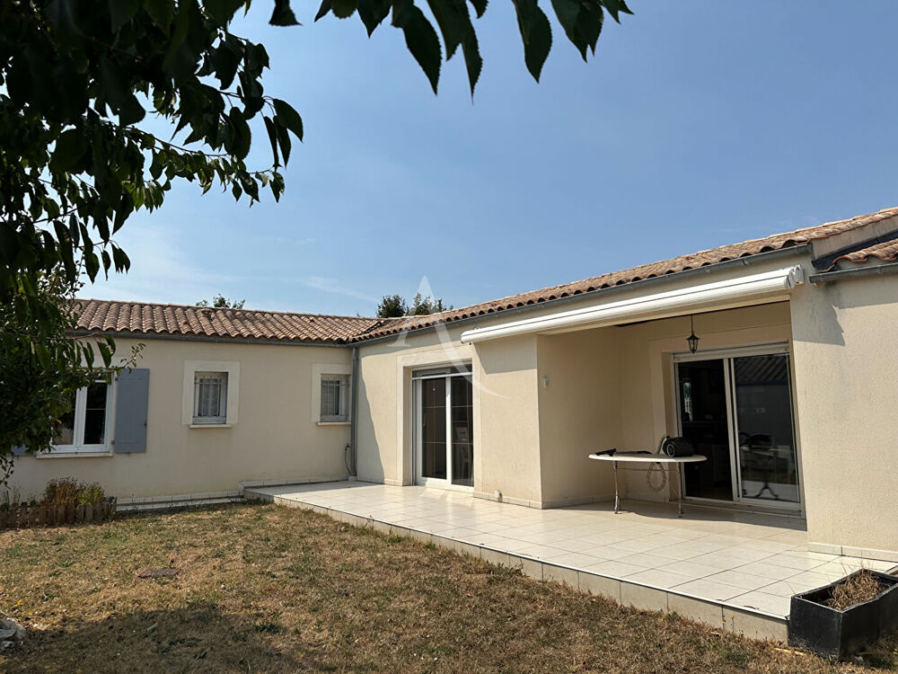 Vente Maison Maison de plain-pied avec garage , Confort et fonctionnalité Rochefort
