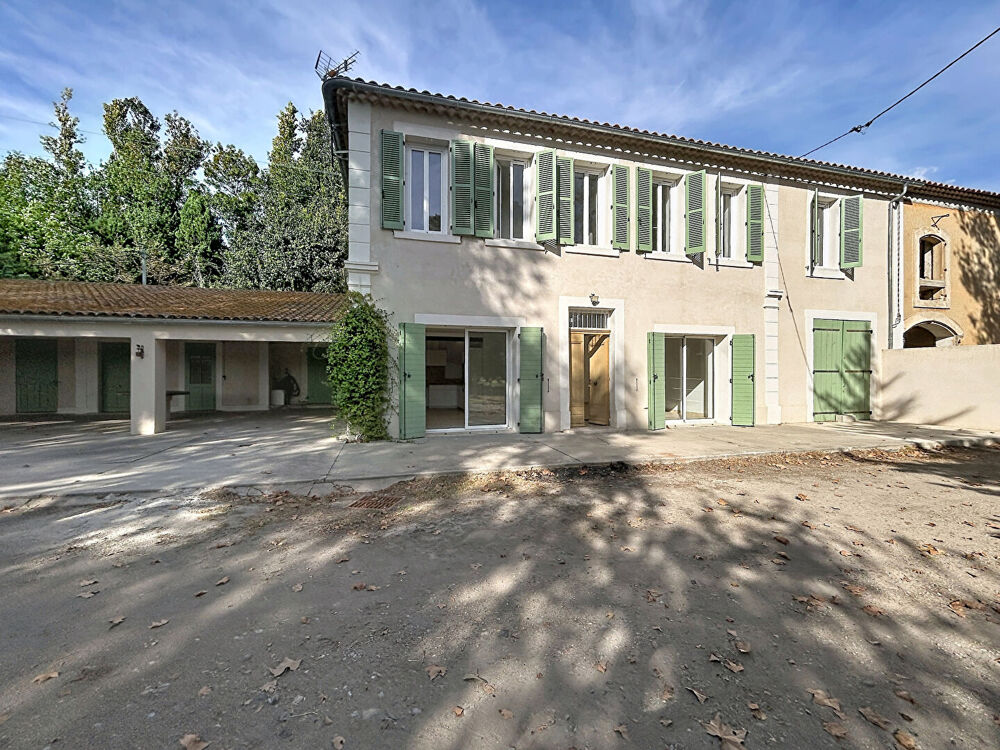 Location Maison GRANS, MAS T5 AVEC GARAGE  ET ANNEXES Grans