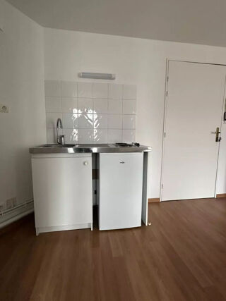  Appartement à louer 1 pièce 21 m²