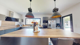  Maison  vendre 6 pices 145 m