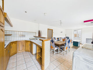  Maison � vendre 7 pi�ces 180 m�