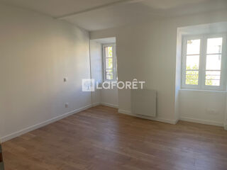  Appartement à louer 3 pièces 72 m²