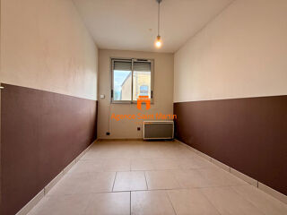  Appartement � vendre 3 pi�ces 77 m�