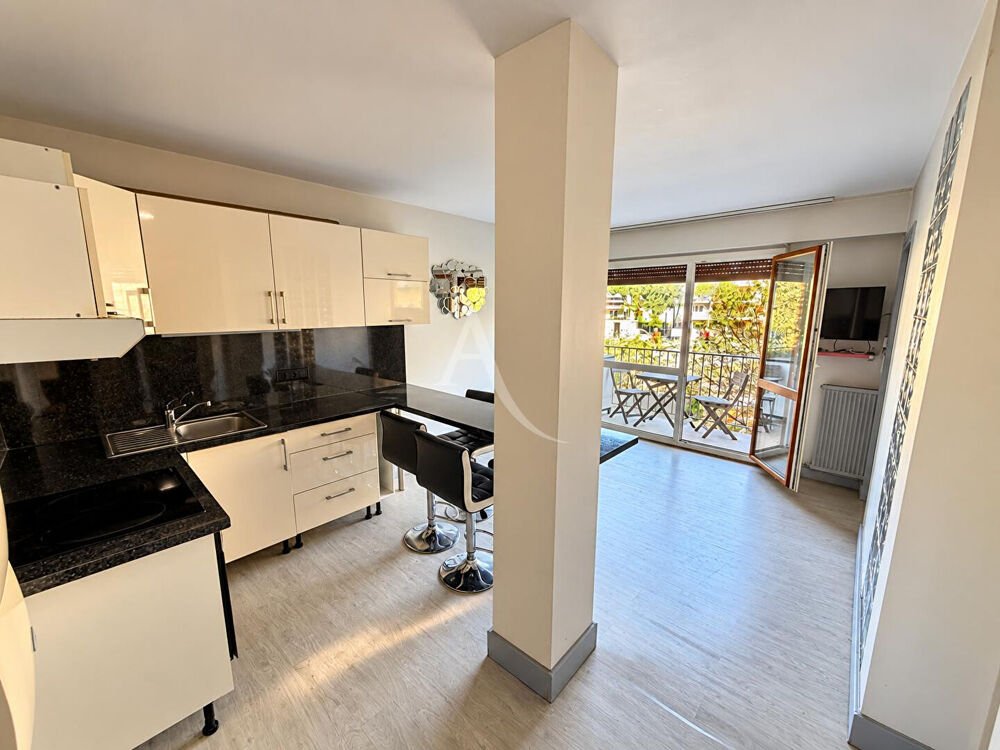 Bien plus qu'un studio : 27m² aménagés en 2 pièces