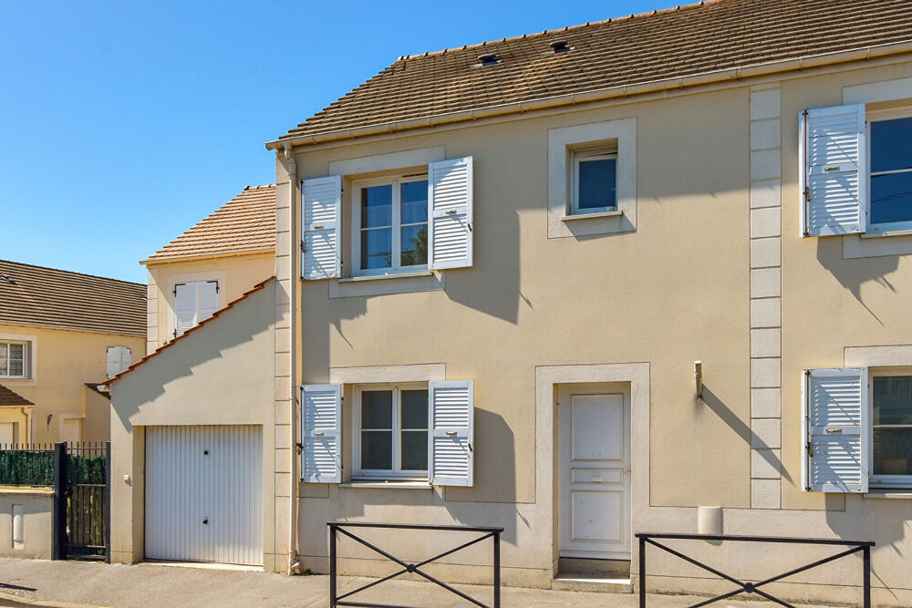 Vente Maison Maison 4 pièces à vendre Guignes