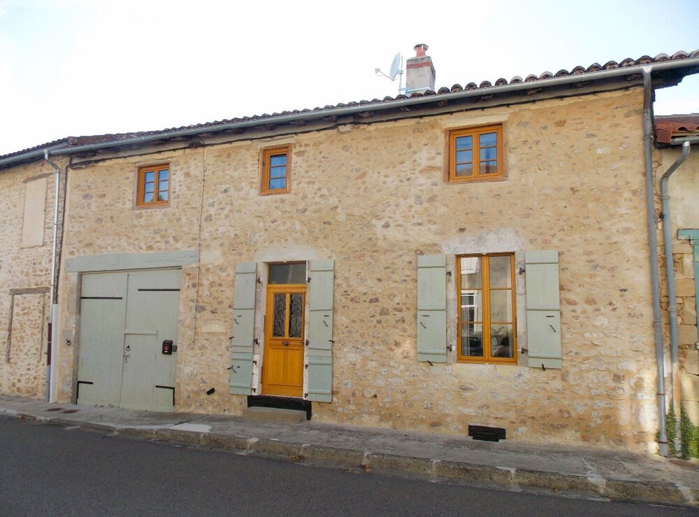 Vente Maison Superbe maison en pierre impeccable de 4 chambres avec grange et jardin dans un village populaire Les salles lavauguyon