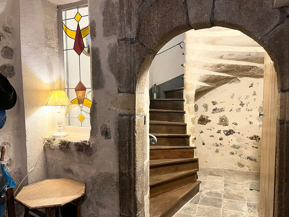 Maison Confolens 6 pièce(s)