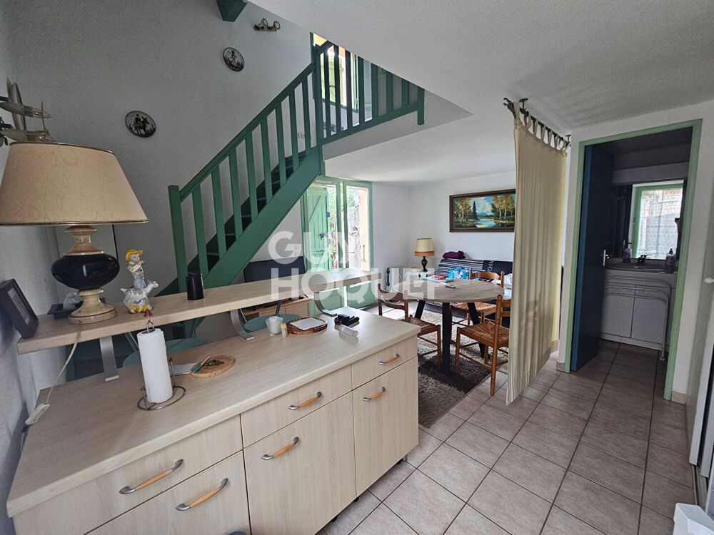 Charmante Maison à Vendre à Sainte-Marie la Mer - Opportunité à Saisir !