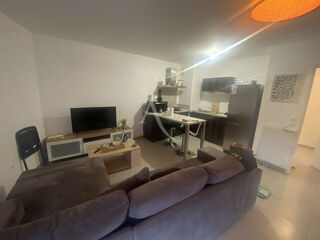  Appartement à louer 1 pièce 38 m²