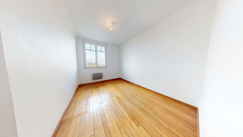 Secteur CESSON - Appartement Melun 3 pièces 75 m2 avec cave et cellier.