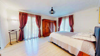  Maison  vendre 8 pices 260 m