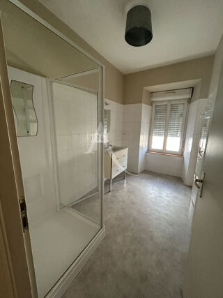  Immeuble à vendre 10 pièces 155 m² Machecoul saint meme