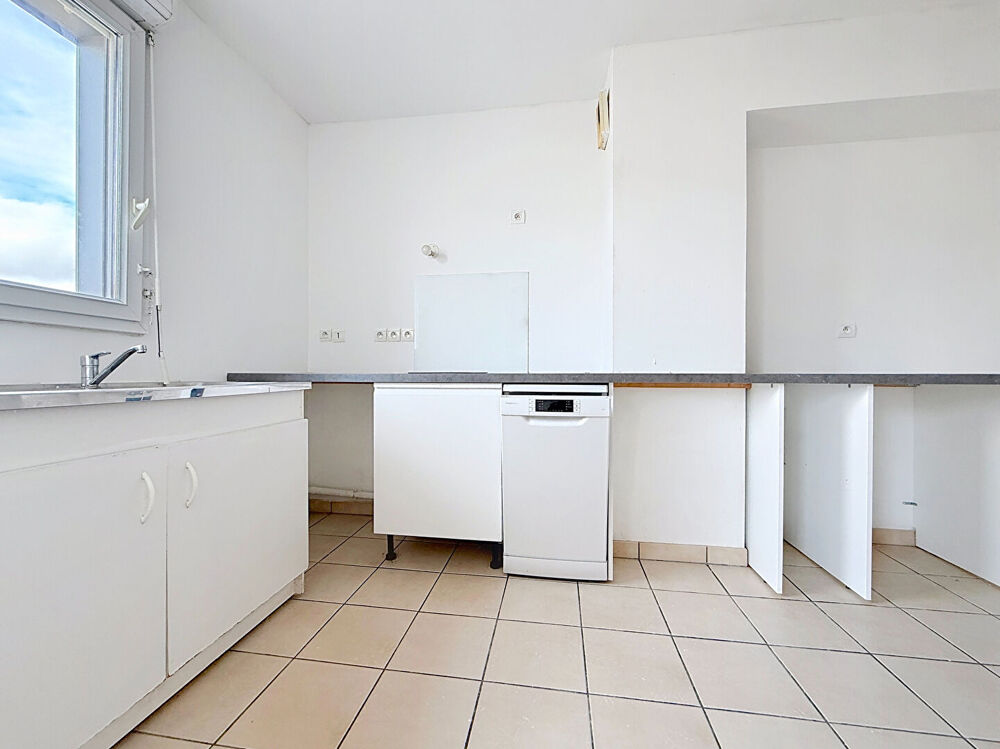 Vente Appartement Appartement 4 pièces -  Lucé 89 m² Lucé