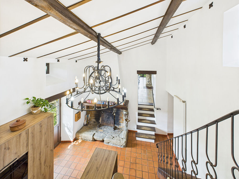 à vendre  Maison Tournon-sur-Rhône (07300)