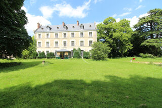  Villa à vendre 13 pièces 558 m²