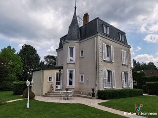  Villa  vendre 12 pices 480 m