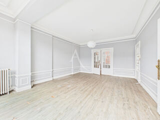  Appartement à vendre 2 pièces 61 m²
