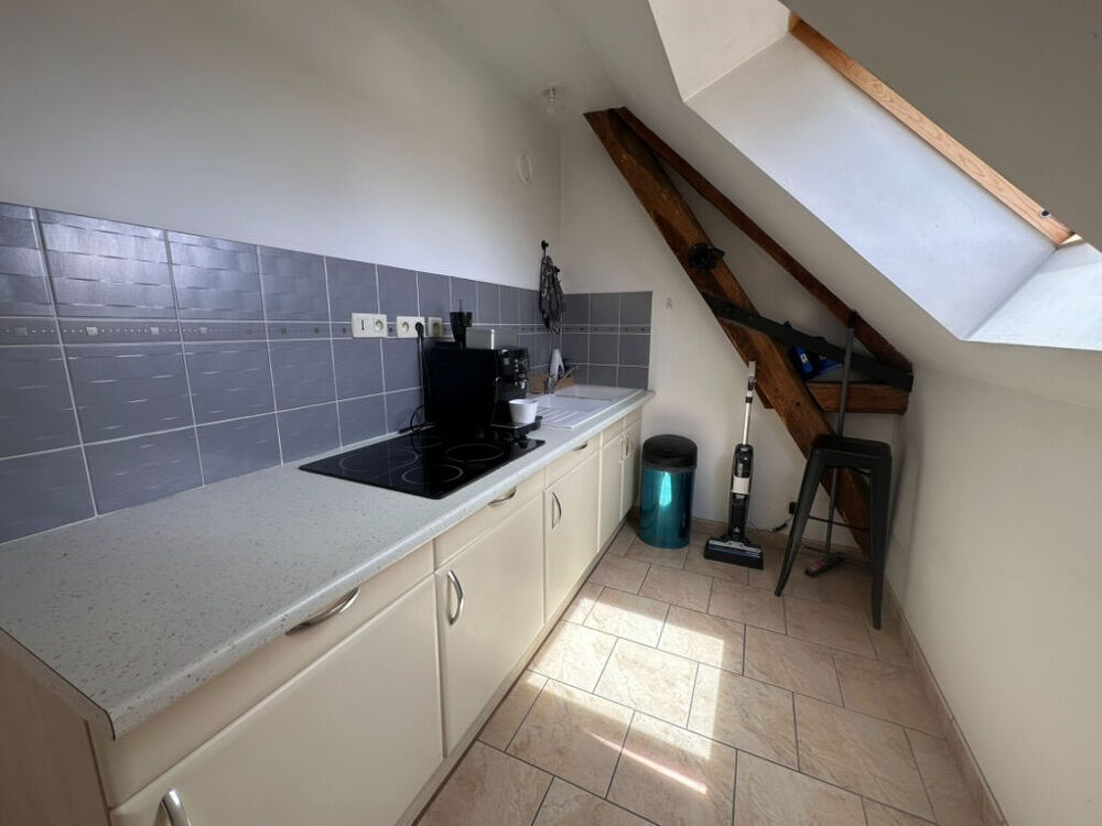 Location Appartement Location appartement centre bourg MAZÉ Maze milon