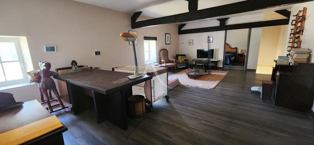 Vente Maison VIVONNE - CORPS DE FERME RENOVE - DEPENDANCE - TERRAIN Vivonne