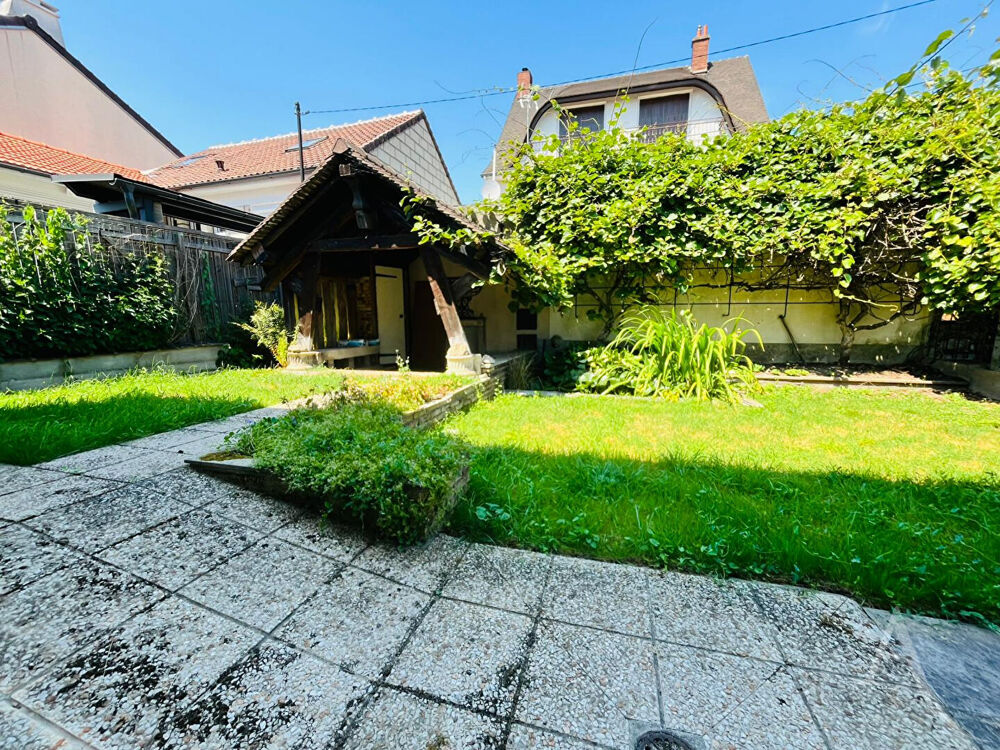 Vente Maison Maison Montreuil 7 pièce(s) 197 m2 Montreuil