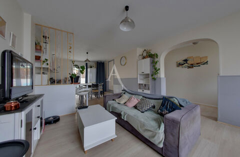   Appartement MEUBL� 3 pi�ce(s) Appartement - 3 pi�ce(s) - 58 m�