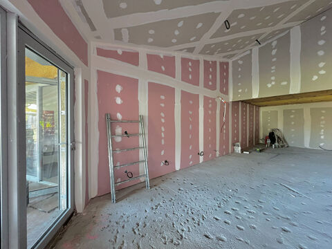 Local commercial Plaisance Du Touch 83.66 m2 1700 31830 Plaisance du touch