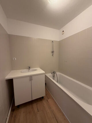  Appartement � louer 2 pi�ces 56 m�