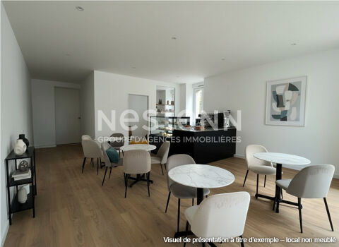 Local commercial &agrave; louer en centre ville d'Elven - 42 m2 650 56250 Elven