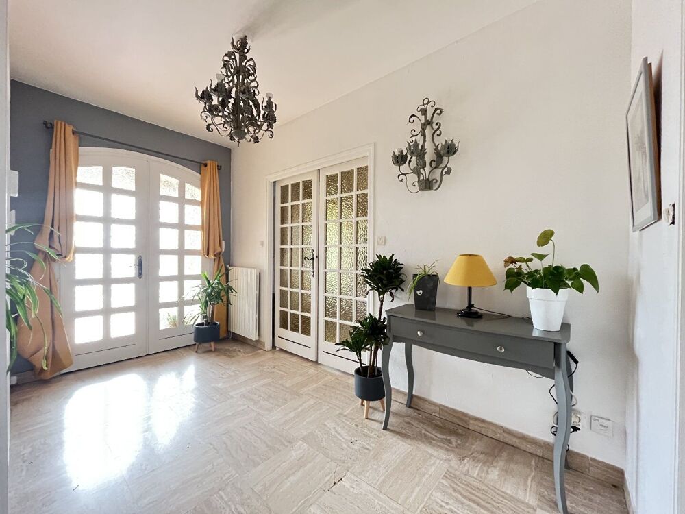 Propriété de 182m² avec piscine sur 5500 m² de terrain