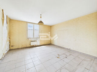  Maison  vendre 9 pices 247 m