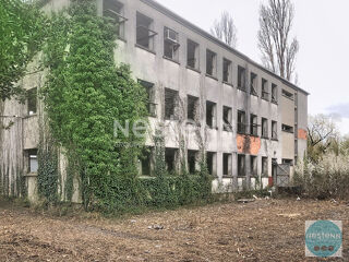  Immeuble à vendre 3 pièces 765 m²