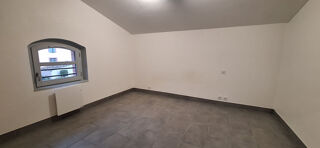  Appartement à louer 2 pièces 42 m²