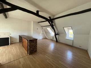  Appartement à louer 3 pièces 61 m²