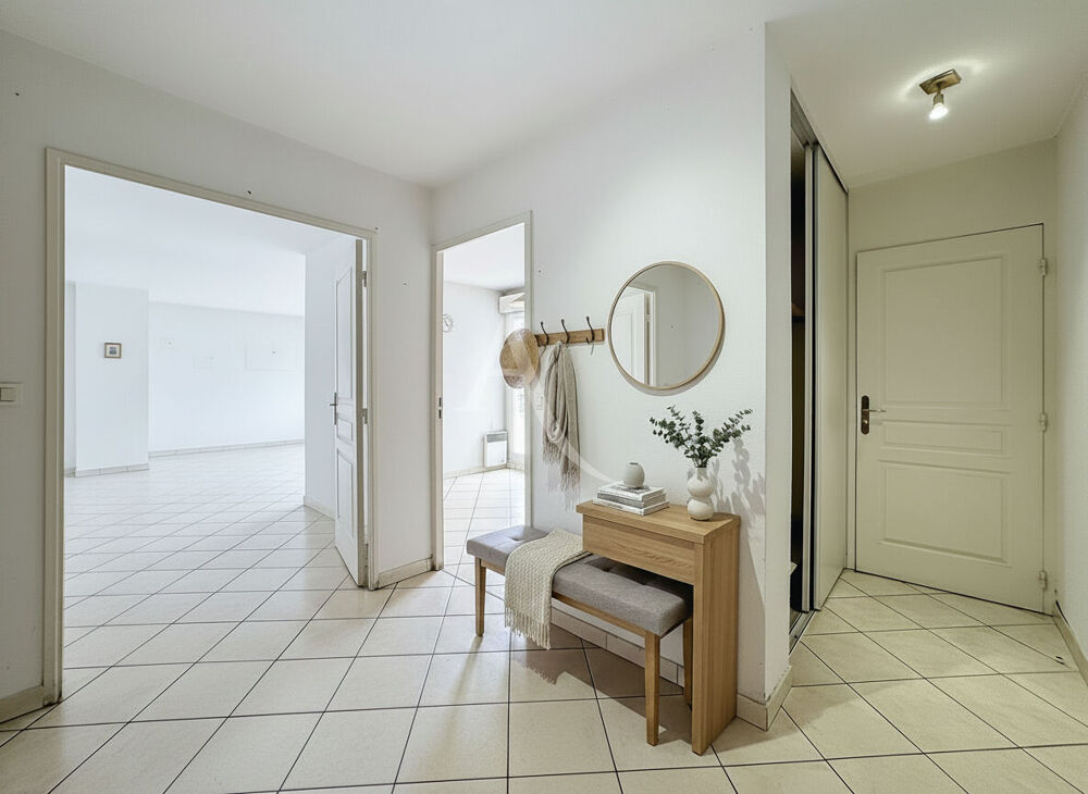 Vente Appartement Appartement Antibes 4 pièces dernier étage- Centre Ville Antibes