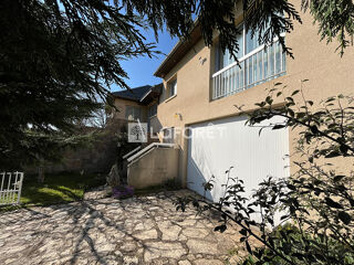  Maison � vendre 10 pi�ces 250 m�