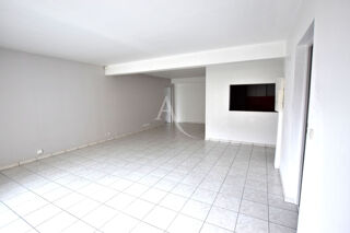  Appartement  vendre 2 pices 68 m