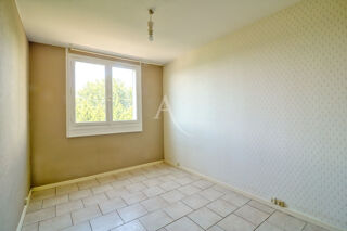  Appartement à louer 3 pièces 57 m²