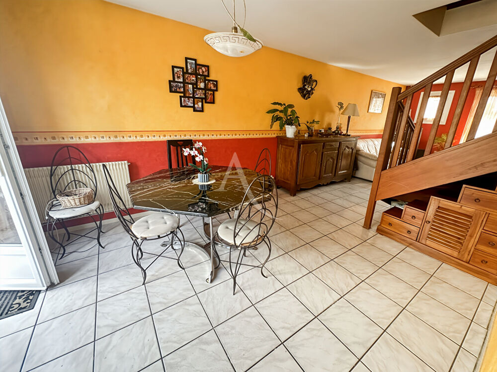 Maison Acheres 6 pièce(s) 100 m2
