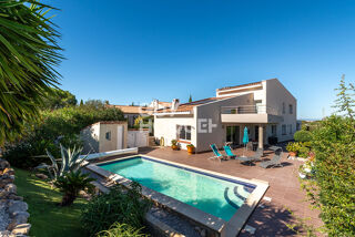  Maison  vendre 5 pices 211 m