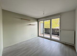  Appartement à louer 2 pièces 39 m²
