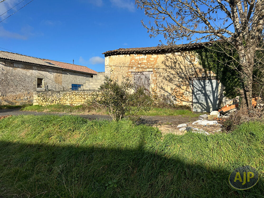 Vente Remise/Grange Grange Saint Sorlin De Conac 1 pièce(s) Saint sorlin de conac