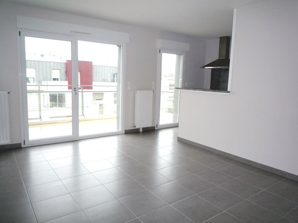 Location Appartement SAINT MALO APPARTEMENT T3 AVEC TERRASSE ET GARAGE Saint malo