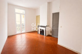  Appartement à louer 4 pièces 71 m²