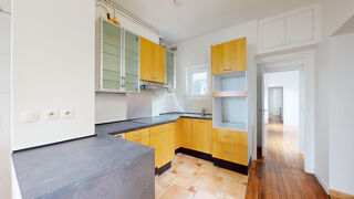  Appartement à louer 4 pièces 100 m²