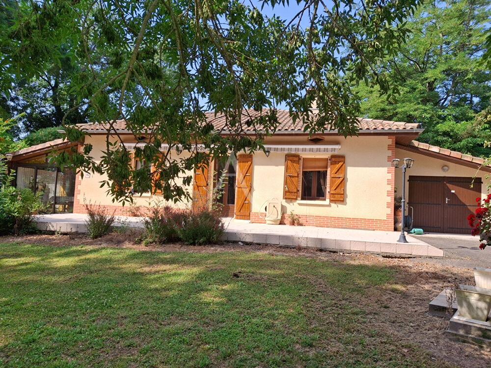 Maison avec presque un hectare de terrain